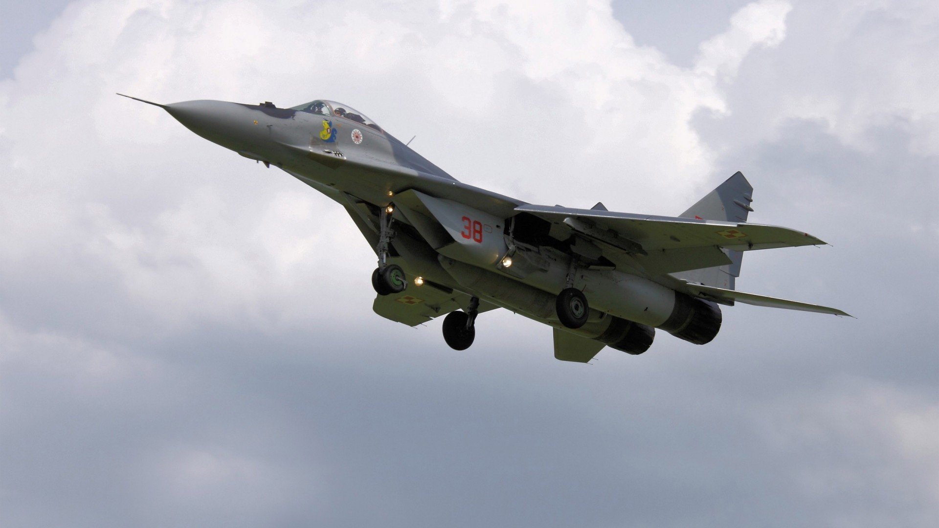 中甲联赛优化夜场赛事灯光系统提升视听体验